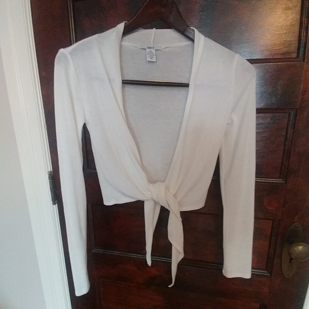 Light weight tye front cardi